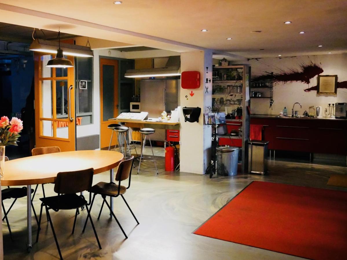 Studioplus Dordrecht Bagian luar foto